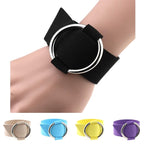 2-Piece Velvet Bracelet Set with Metal Charm Wristband – Women's Fashion Jewelry (Random Color)
