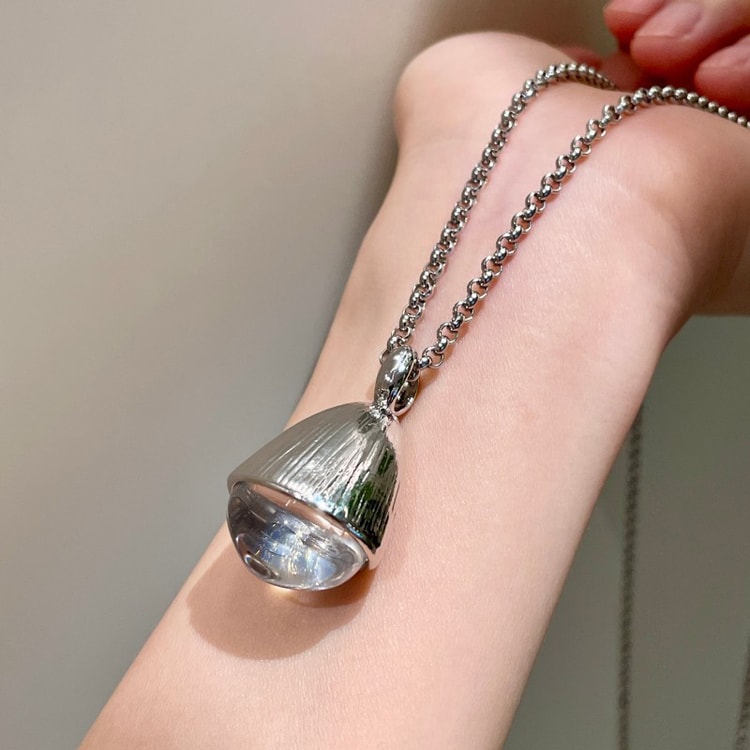 Water Drop Pendant Necklace for Women – Geometric Fashion Jewelry