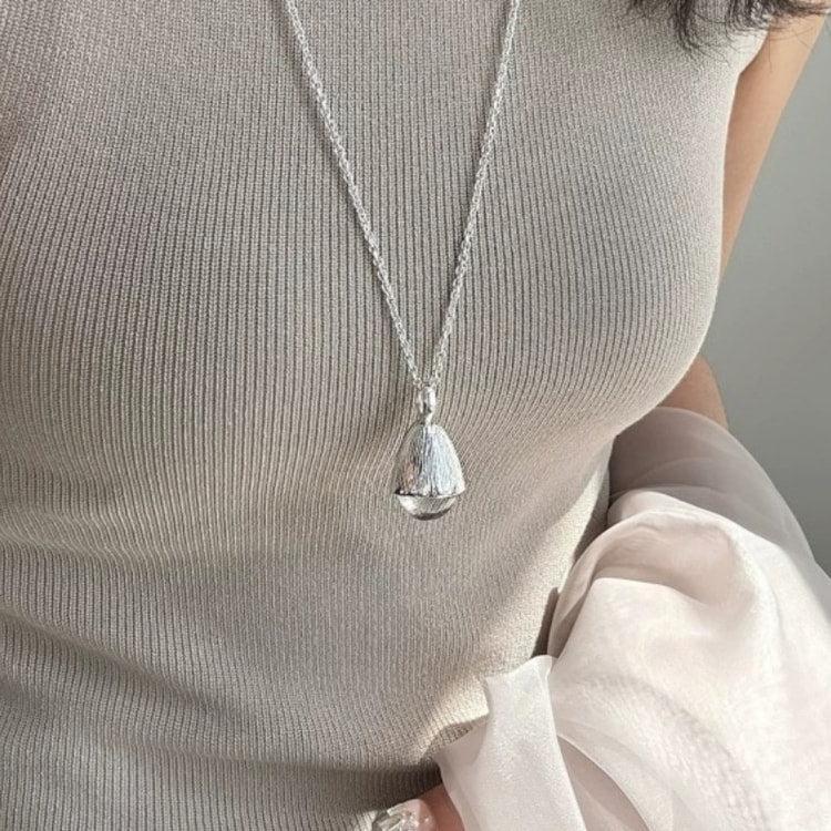 Water Drop Pendant Necklace for Women – Geometric Fashion Jewelry