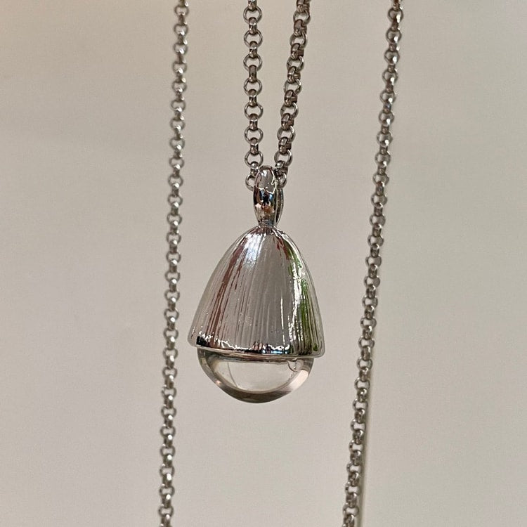 Water Drop Pendant Necklace for Women – Geometric Fashion Jewelry